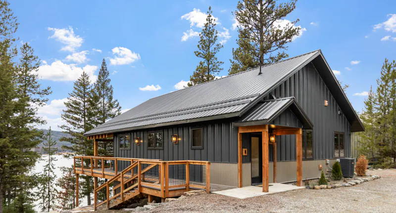 Montana lake front luxury, Montana Lakefront Luxury Retreat