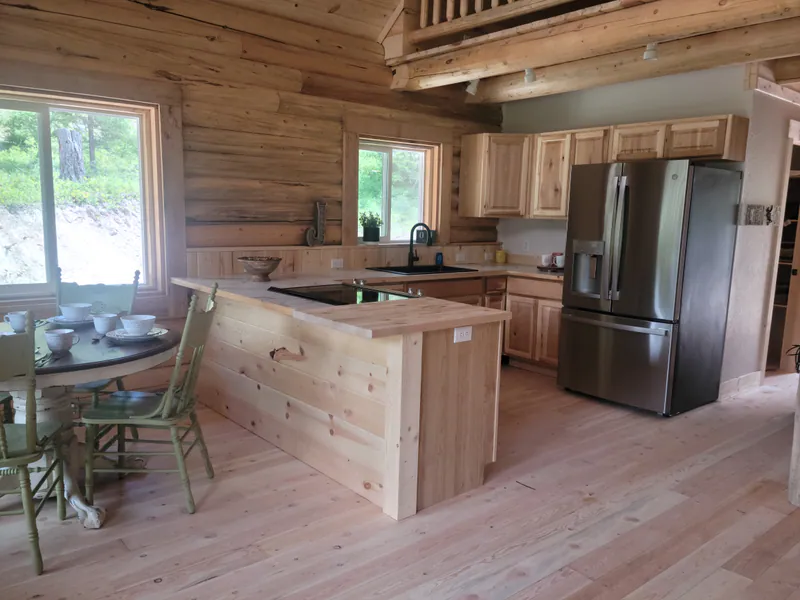 Log home living, Montana Luxury Log Cabin by Built Right in Montana