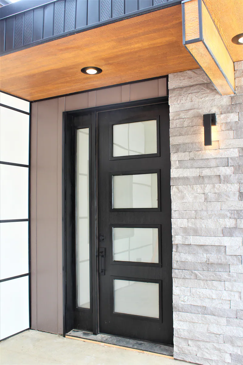 Accent beams, Secluded Flathead Montana Luxury by Built Right in Montana
